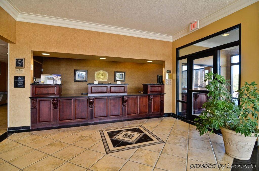 Best Western Plus Two Rivers Hotel & Suites Demopolis Dalaman gambar