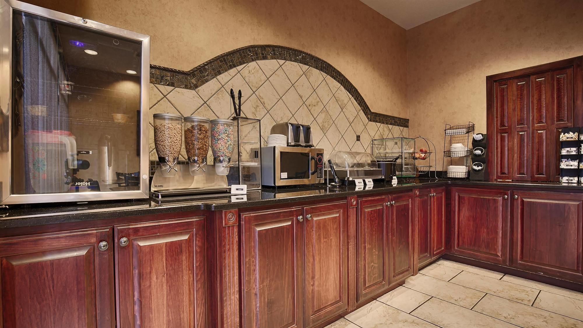 Best Western Plus Two Rivers Hotel & Suites Demopolis Luaran gambar